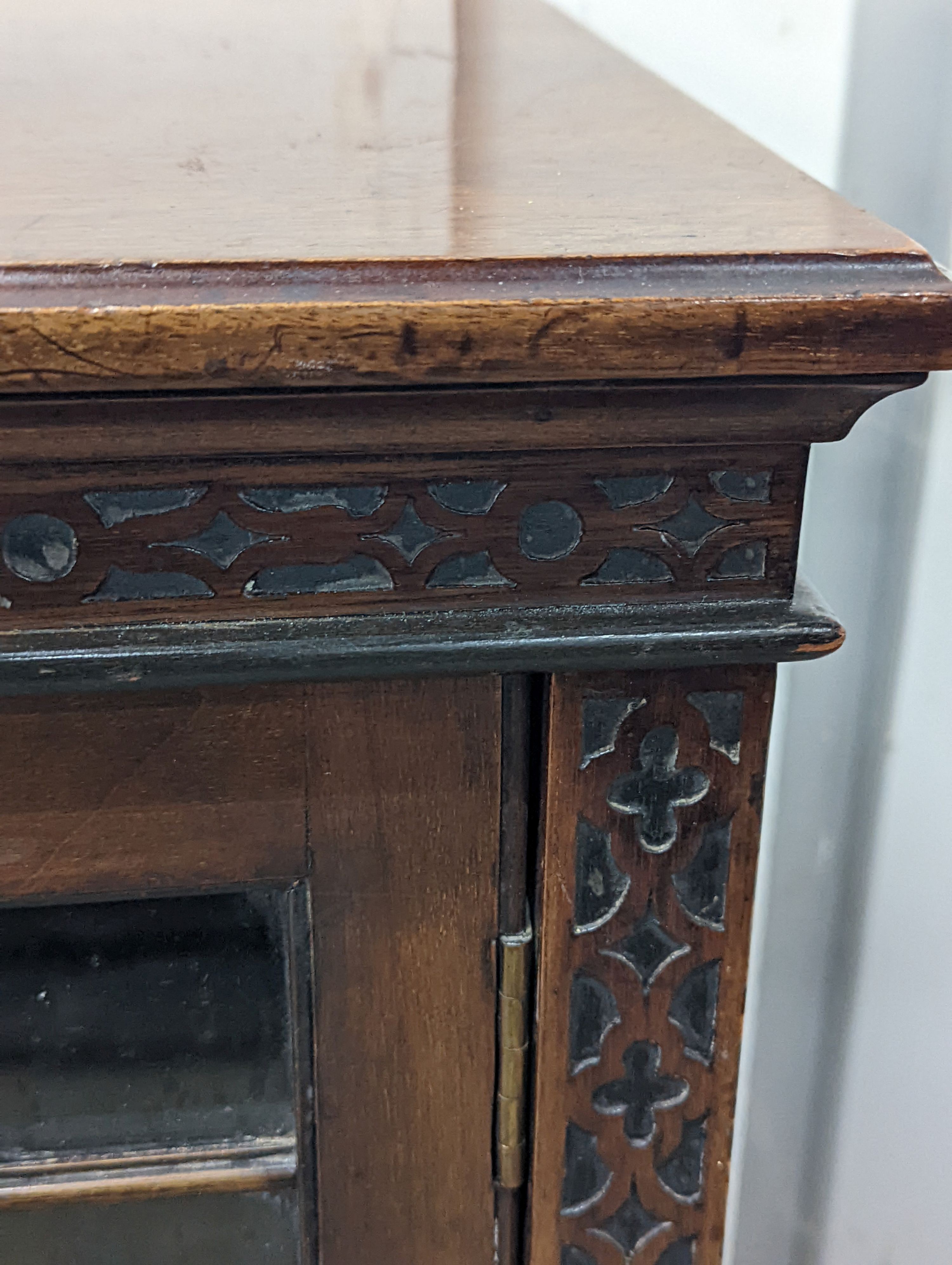 An Edwardian Chippendale revival astragal glazed mahogany bookcase, length 122cm, depth 35cm, height 107cm